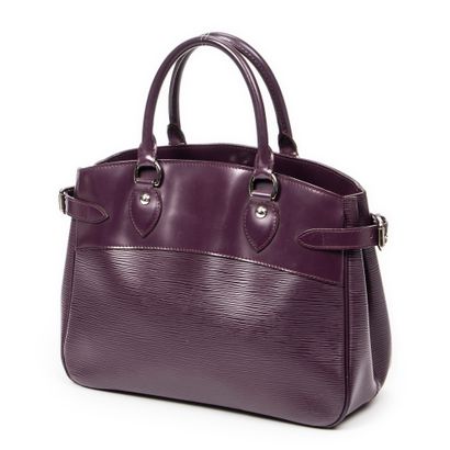 LOUIS VUITTON
Passy