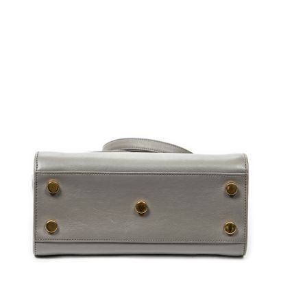 YVES SAINT LAURENT
Sac modèle 