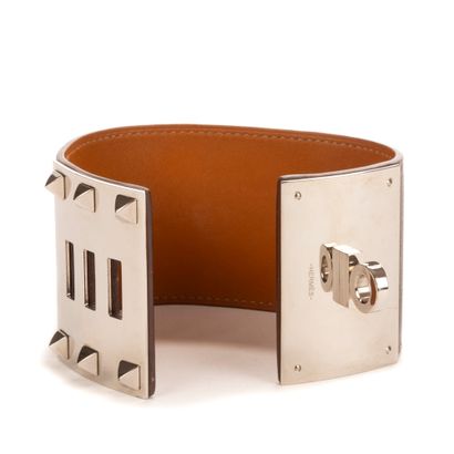 HERMES Paris
Kelly Dog