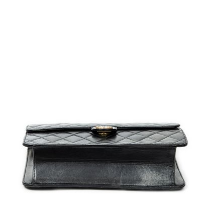 CHANEL
Sac modèle 