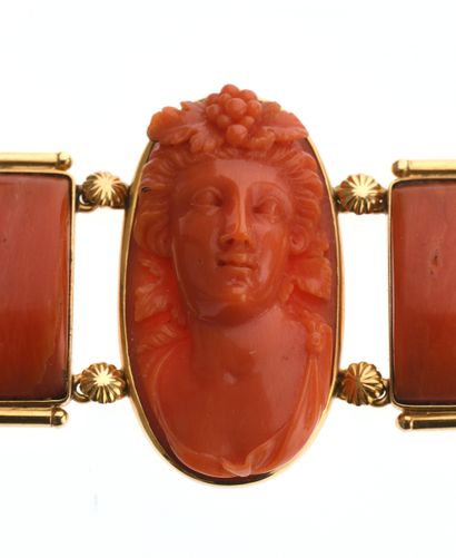 Important bracelet
en or jaune 18K 750°/°°...