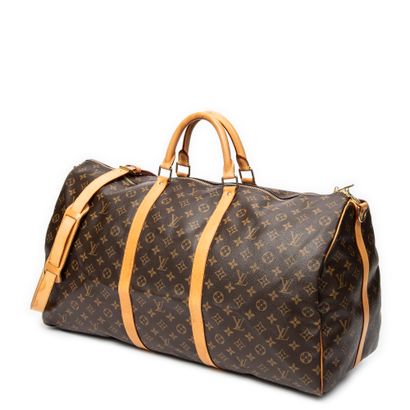 LOUIS VUITTON
Keepall