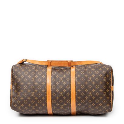 LOUIS VUITTON
Sac modèle 