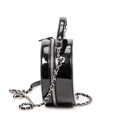 CHANEL
Glitter Chain