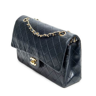 CHANEL
Classique Double Flap