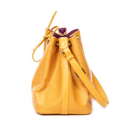 LOUIS VUITTON
Noé
