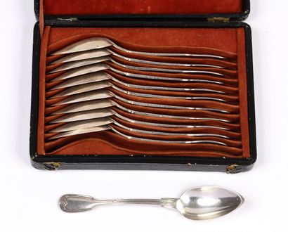 Douze petites CUILLERES en argent 925/°°...