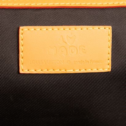 LOUIS VUITTON
50 cm 