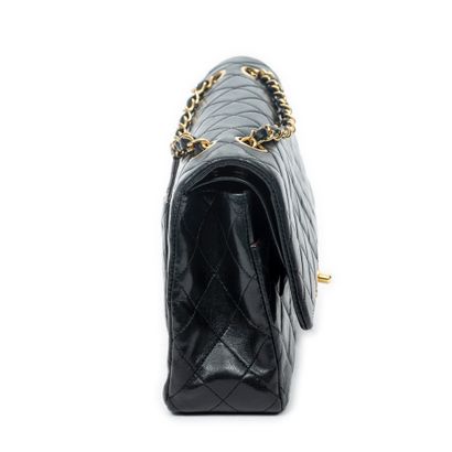 CHANEL
Sac modèle 