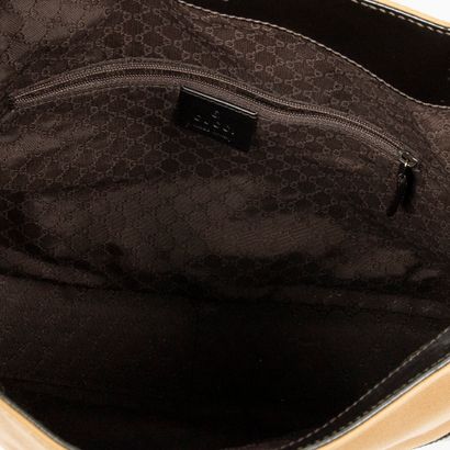 GUCCI
Sac modèle 