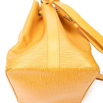 LOUIS VUITTON
Noé