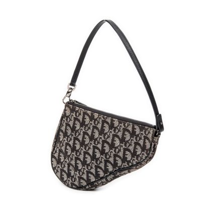 DIOR
Pochette modèle 