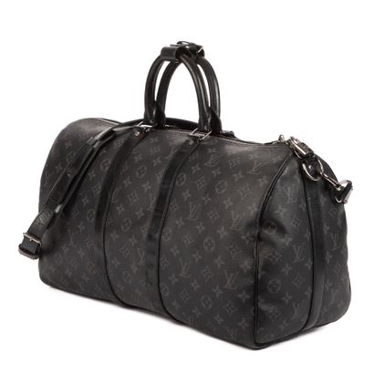 LOUIS VUITTON
Sac modèle 