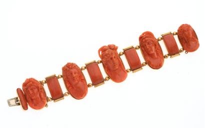 Important bracelet
en or jaune 18K 750°/°°...