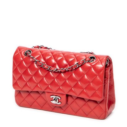CHANEL
Sac modèle 