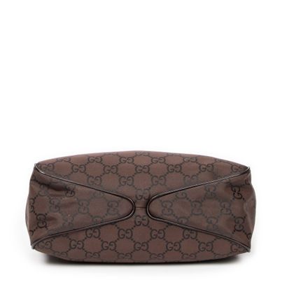 GUCCI 
Sac modèle 