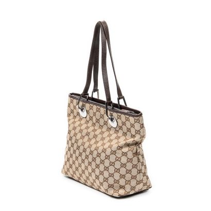 GUCCI 
Sac modèle 