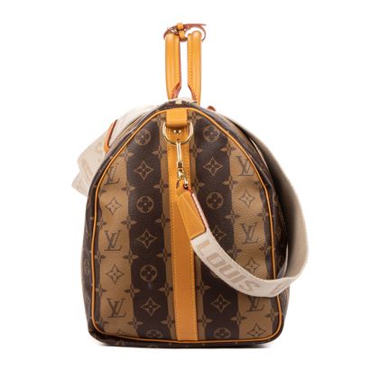 LOUIS VUITTON
50 cm 