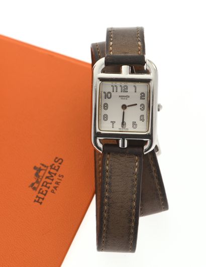 HERMES 
Cape Cod ref. CC1.210, n° 2471132...