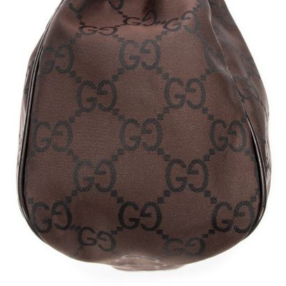 GUCCI 
Sac modèle 