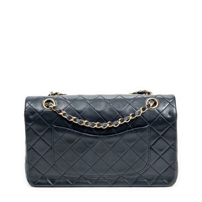 CHANEL
Classique Double Flap