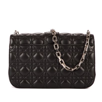DIOR
Miss Dior