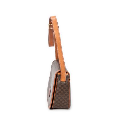 CELINE
Shoulder bag in brown canvas with...