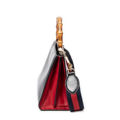 GUCCI
Sac modèle 