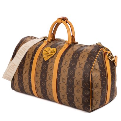 LOUIS VUITTON
50 cm 