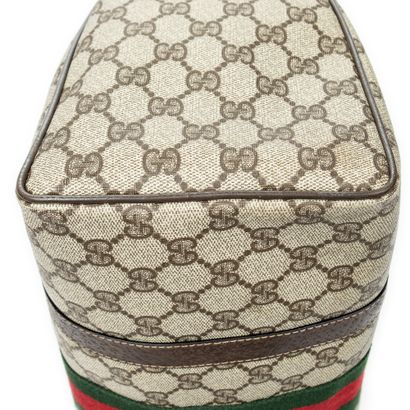 GUCCI 
Boston Web