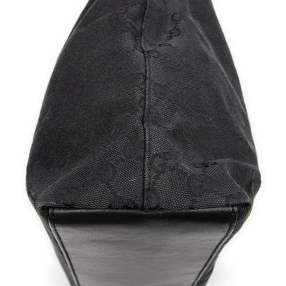 GUCCI 
Sac modèle 