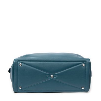 HERMES Paris
Victoria II
