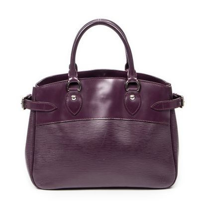 LOUIS VUITTON
Passy