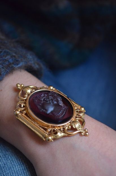 Ancien fermoir de bracelet
en or jaune 18k...