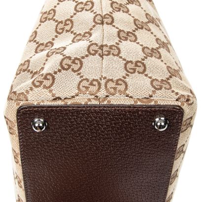 GUCCI 
Sac modèle 