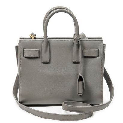 YVES SAINT LAURENT
Sac modèle 