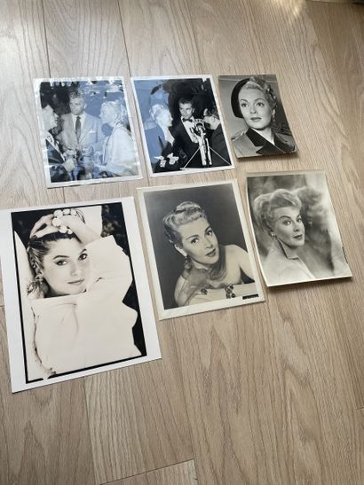 Lana TURNER - Set of 6 black and white PHOTOS...