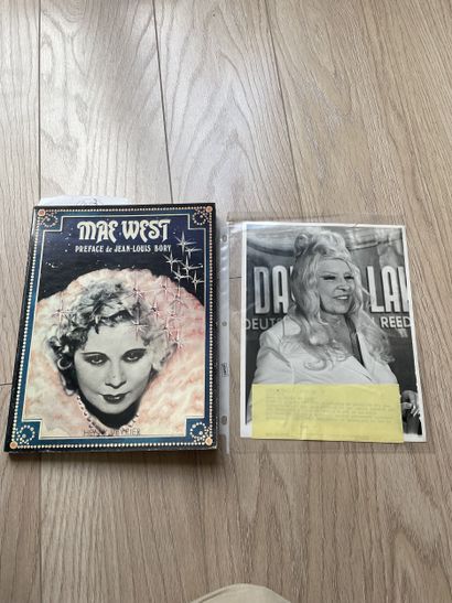 Mae WEST - Black and white PHOTO with United...
