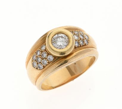 Wedding band ring
in 18K 750°/°° yellow gold,...