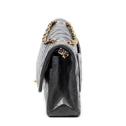CHANEL 
Timeless Classique double flap