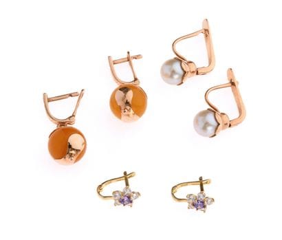 Three pairs of earrings in 14k 585°/°° gold...