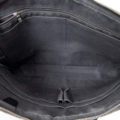 LOUIS VUITTON
Briefcase in graphite checkerboard...