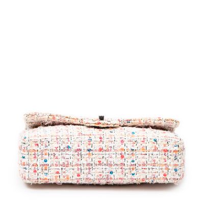 CHANEL 
Classic double flap