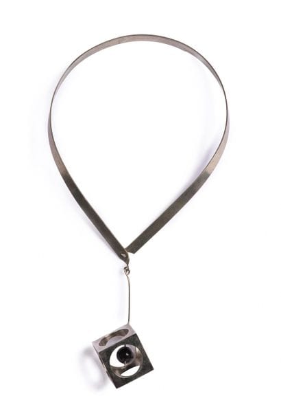 A necklace in the Dinh Van style in metal...