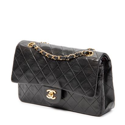 CHANEL
Classic double flap