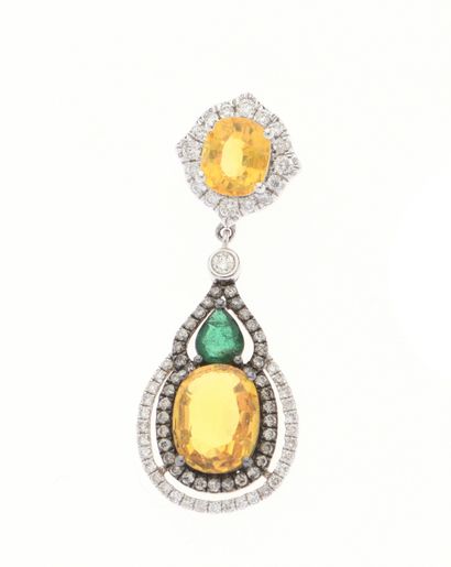Pendant in the late 19th century style
in...