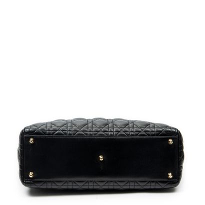 DIOR
Lady Dior