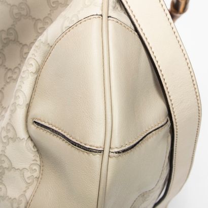 GUCCI
Peggy bamboo