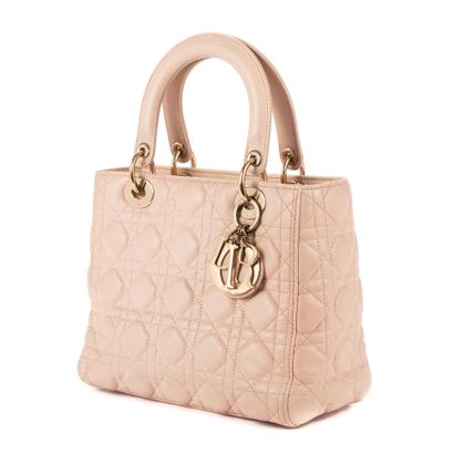DIOR 
Lady Dior