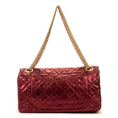 CHANEL
Large 2.55 reedition bag in burgundy...